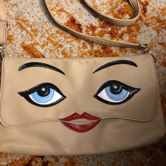 Kitschy Face purse with Crossbody strap - Picture 1 of 1